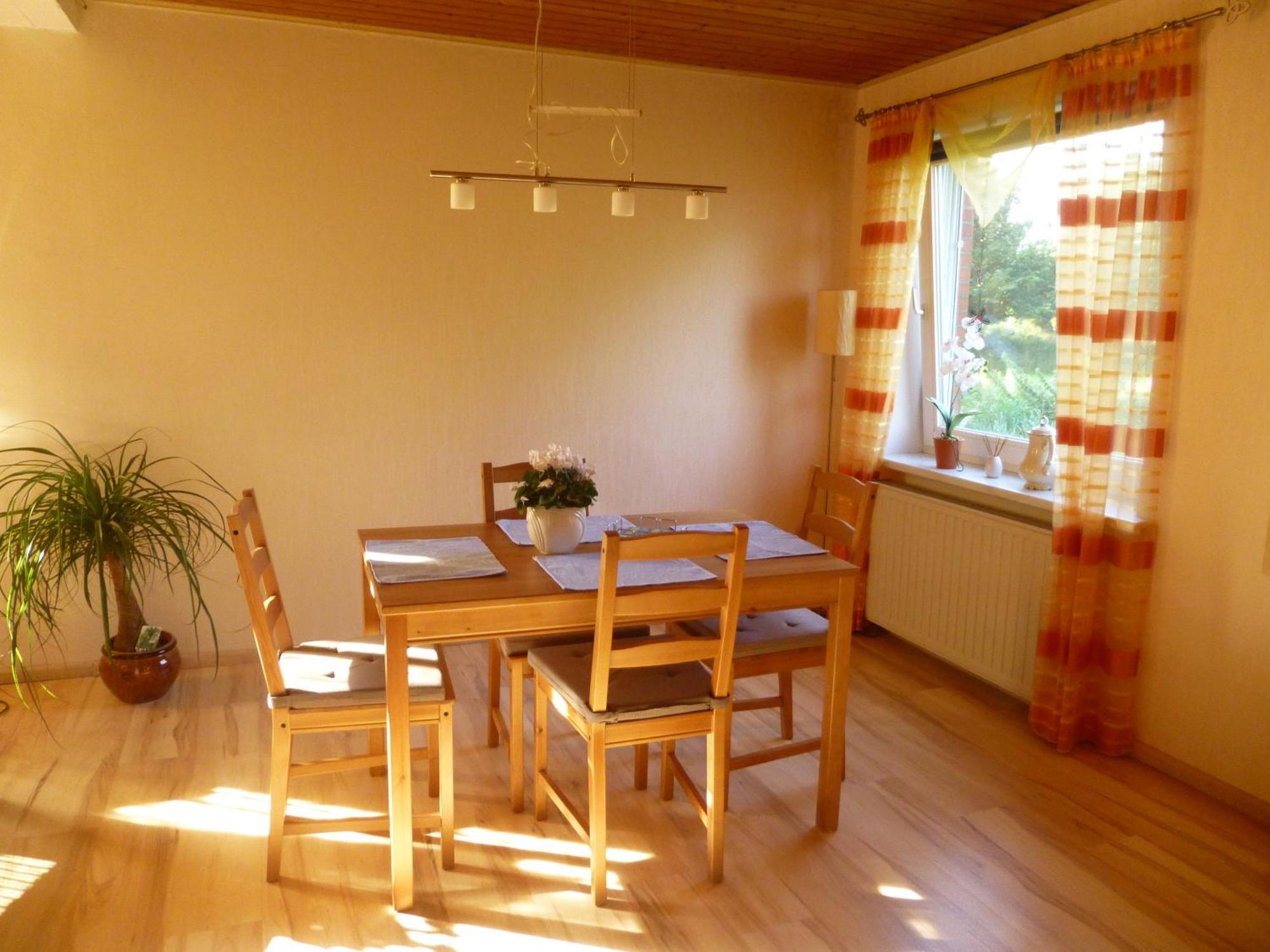 Ferienwohnung Stoeterau - Ebenerdige Fewo Mit Sonnenterrasse Erfde Екстер'єр фото